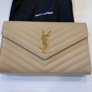 YSL MONOGRAM CHAIN WALLET /COLOR: POWDER